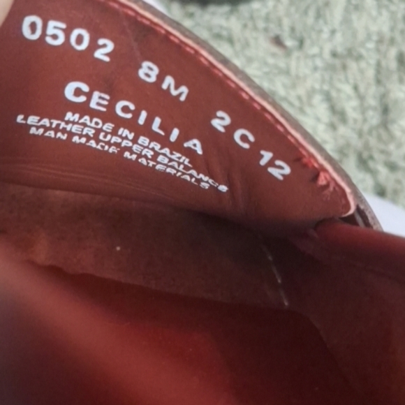 G.H. Bass & Co. Red Leather Loafers - Picture 10 of 10